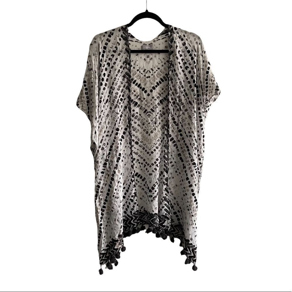 NORDSTROM Printed Swimwear Coverup Wrap Shawl Pom Pom Detail White Gray Tan S
